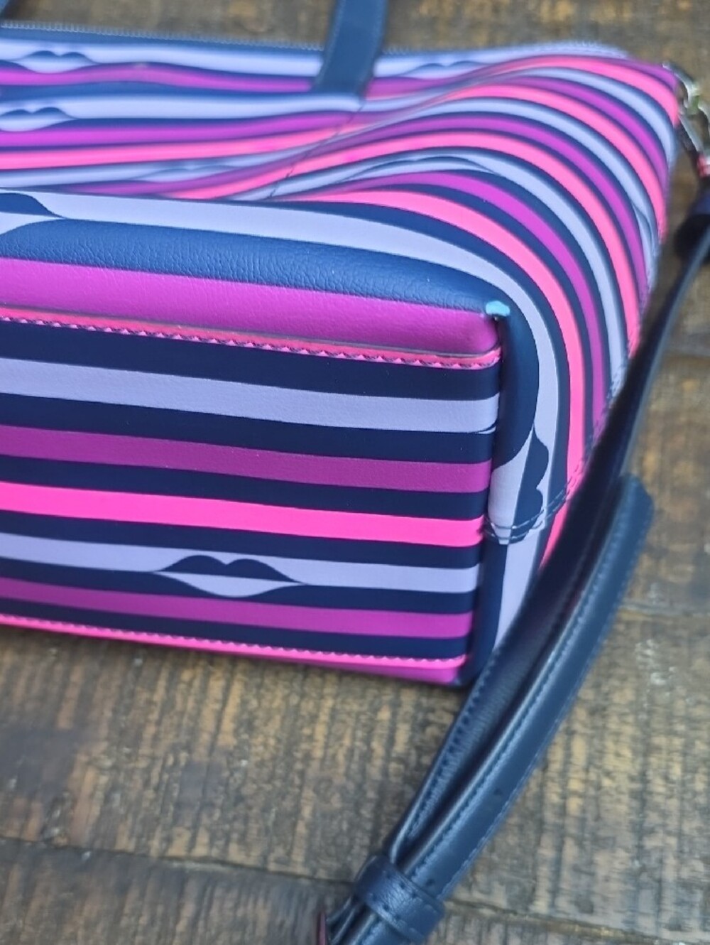 kate spade Patrice Lips Striped Crossbody Tote - Picture 9 of 10